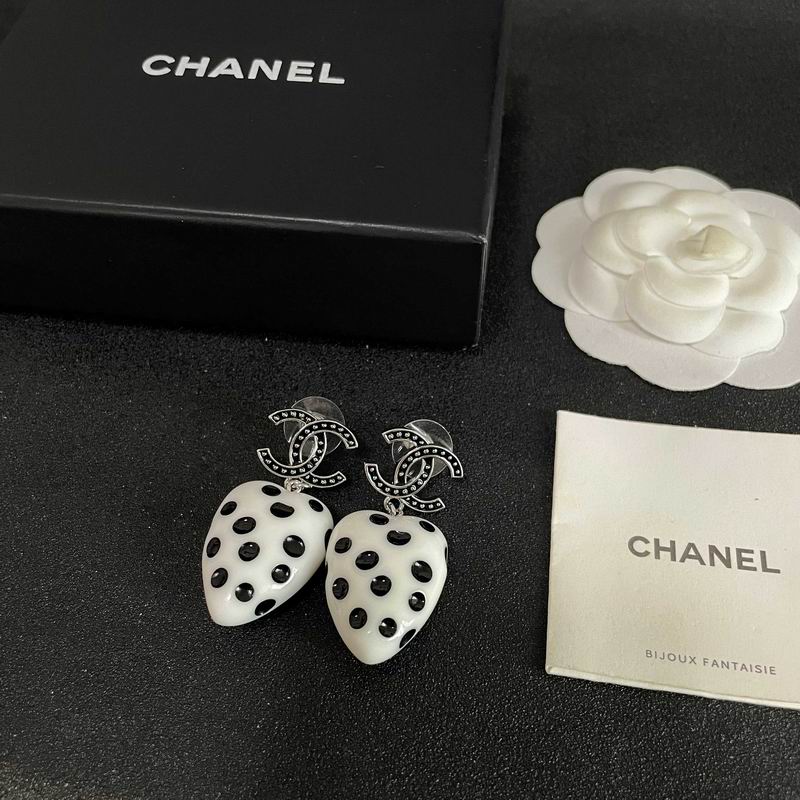 Chanel Earring 07yxs403